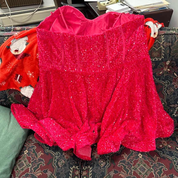 pink dress - Picture 2 of 3